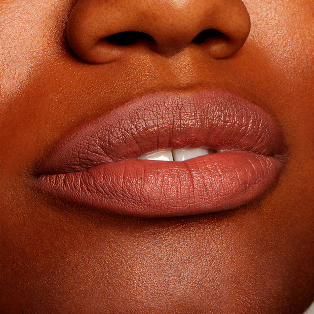 BFF Pencil 2 mid-tone nude lip liner